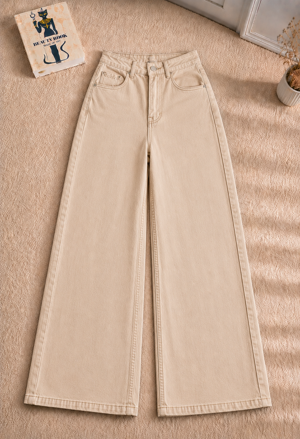 BEIGE FADED FADED LEG BAGGY JEANS